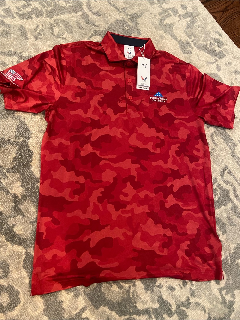 Puma NWT red camouflage collard golf athletic top M men’s Nee
